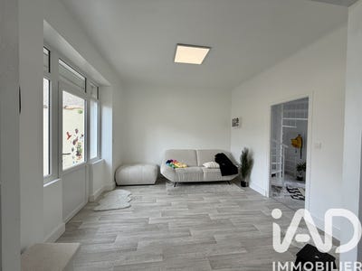 /international/fr/mirebeau-auvergne-310108591660/