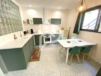 /international/fr/perigueux-aquitaine-310107598770/