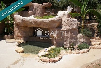 /international/fr/serra-di-ferro-corsica-310101384047/