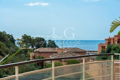 /international/fr/theoule-sur-mer-provence-alpes-cote-d-azur-310100738674/