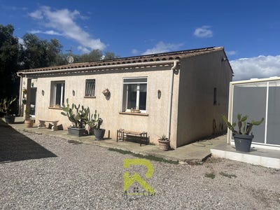 /international/fr/moux-rhone-310106490348/