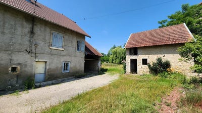 /international/fr/essertenne-et-cecey-franche-comte-310109097313/