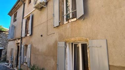 /international/fr/saint-chinian-languedoc-roussillon-310108530440/