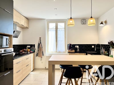 /international/fr/saint-leonard-de-noblat-limousin-310107492569/