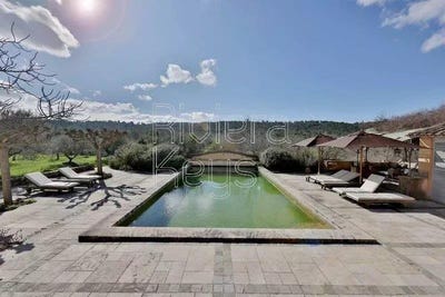 /international/fr/le-val-provence-alpes-cote-d-azur-310098053026/
