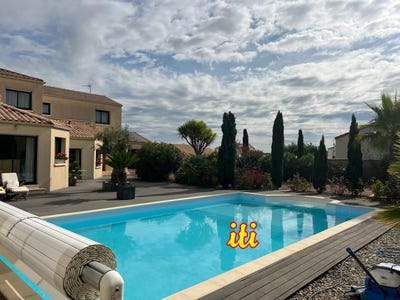 /international/fr/chateau-d-olonne-pays-de-la-loire-120096902485/