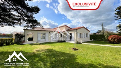 /international/fr/casteljaloux-aquitaine-310109223839/