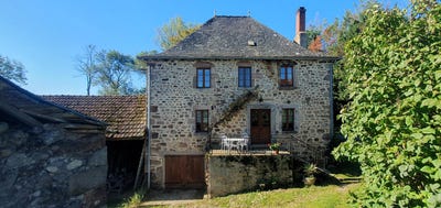 /international/fr/najac-midi-pyrenees-310107943263/