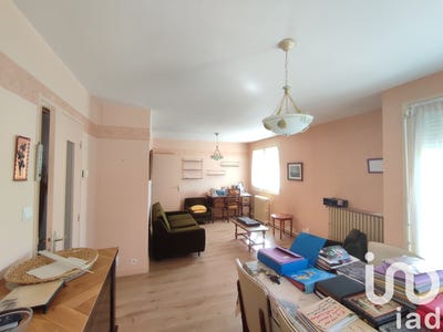 /international/fr/ussel-midi-pyrenees-310104168355/