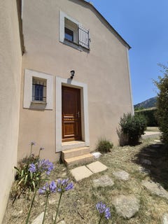 /international/fr/robion-provence-alpes-cote-d-azur-310119979348/