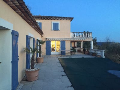 /international/fr/montauroux-hh-15725114-montauroux-provence-alpes-cote-d-azur-310100955548/?lang=en