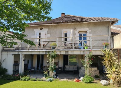 /international/fr/mensignac-aquitaine-310108212711/