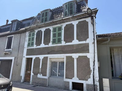 /international/fr/sauveterre-de-bearn-aquitaine-310106401728/