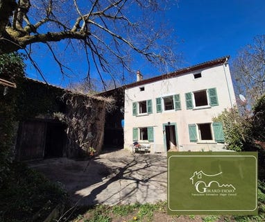 /international/fr/paulhaguet-auvergne-310108117741/