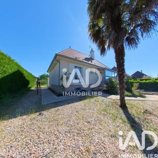 /international/fr/mehun-sur-yevre-centre-val-de-loire-310108323504/