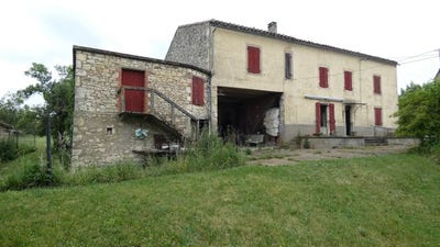 /international/fr/cordes-sur-ciel-midi-pyrenees-120095674597/?lang=en