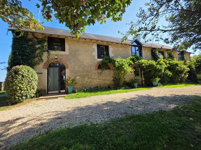 /international/fr/angles-sur-l-anglin-charente-310105253021/