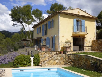 /international/fr/fayence-hh-14950805-fayence-provence-alpes-cote-d-azur-310100959707/