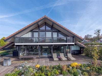 /international/fr/chens-sur-leman-rhone-310107238295/
