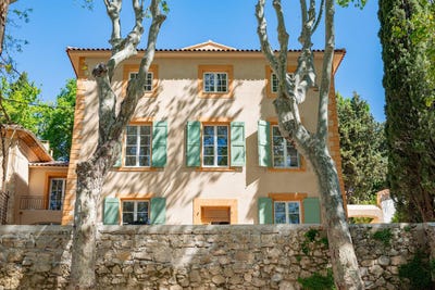 /international/fr/aix-en-provence-provence-alpes-cote-d-azur-310100962488/?lang=fr