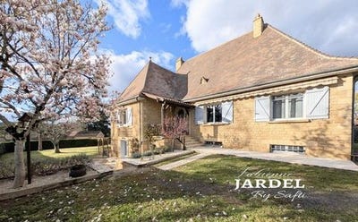 /international/fr/cenac-et-saint-julien-aquitaine-310106881359/