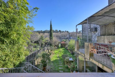 /international/fr/sommieres-languedoc-roussillon-310098737640/