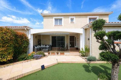 /international/fr/colombiers-languedoc-roussillon-310120009587/