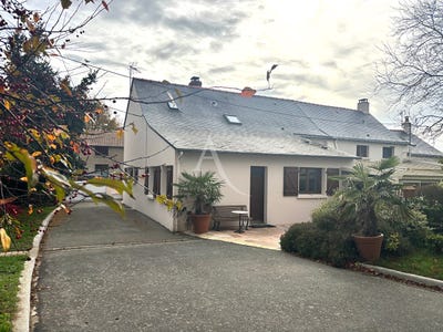 /international/fr/saint-mars-du-desert-pays-de-la-loire-310105894688/