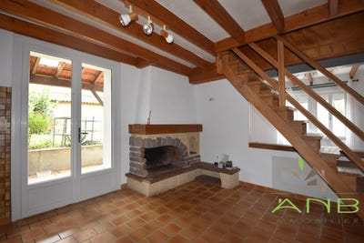 /international/fr/montbron-charente-310107888416/