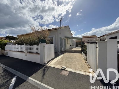 /international/fr/port-la-nouvelle-languedoc-roussillon-310107490876/