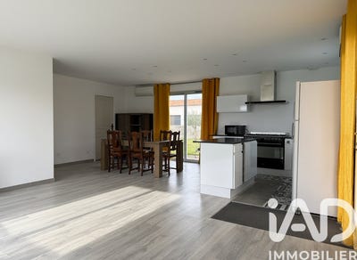 /international/fr/coulon-charente-310106796466/
