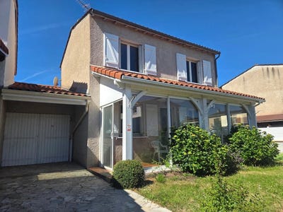 /international/fr/pradines-limousin-310103314114/