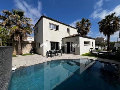 /international/fr/perols-languedoc-roussillon-310107816354/