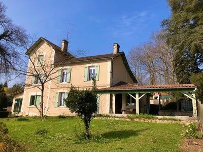 /international/fr/riberac-aquitaine-120095785213/