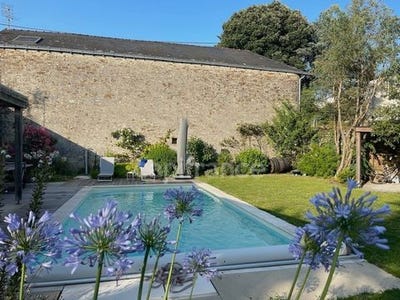 /international/fr/montaigu-pays-de-la-loire-310099043209/