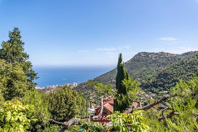 /international/fr/la-turbie-provence-alpes-cote-d-azur-310100874194/