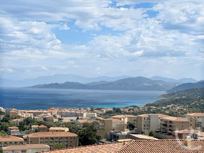 /international/fr/l-ile-rousse-corsica-310110159971/