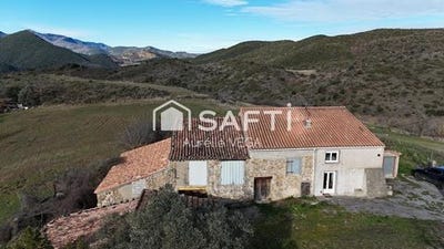 /international/fr/quillan-languedoc-roussillon-310105682698/