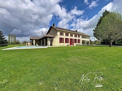 /international/fr/tizac-de-lapouyade-aquitaine-310106996540/