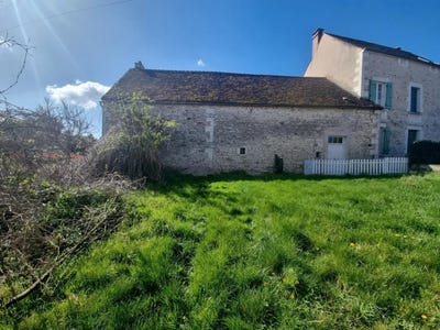 /international/fr/coulanges-sur-yonne-burgundy-310107969096/