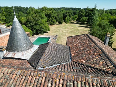 /international/fr/saint-jean-d-angely-charente-310100859883/?lang=fr