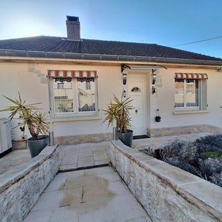 /international/fr/le-creusot-burgundy-310106054700/