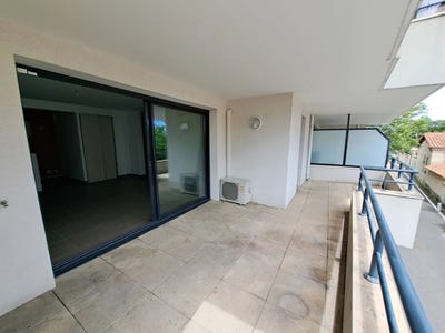 /international/fr/villeneuve-les-avignon-languedoc-roussillon-310109020007/