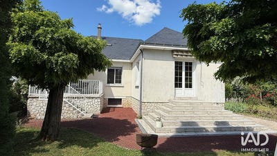 /international/fr/amboise-centre-val-de-loire-310108100588/