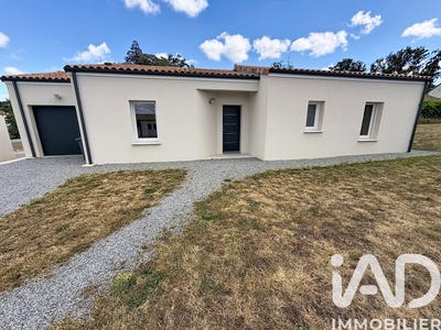 /international/fr/parthenay-charente-310108592498/