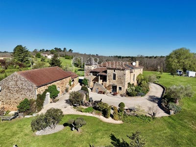 /international/fr/villefranche-du-perigord-aquitaine-310107500598/