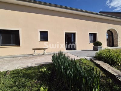 /international/fr/auxonne-burgundy-310107070614/