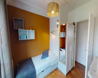 /international/fr/rue-ruhmkorff-paris-ile-de-france-310109174862/