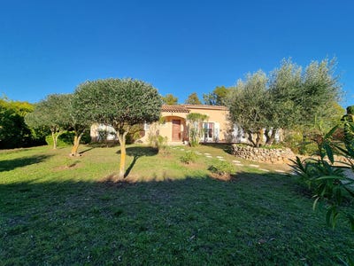 /international/fr/regusse-provence-alpes-cote-d-azur-310109575314/