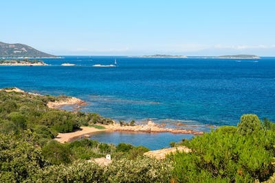 /international/fr/porto-vecchio-corsica-310109938532/